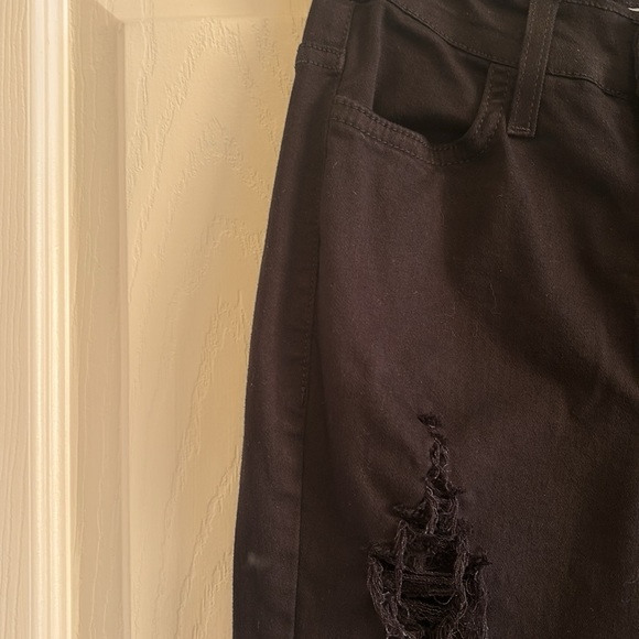 Distressed Jeans - Picture 9 of 12